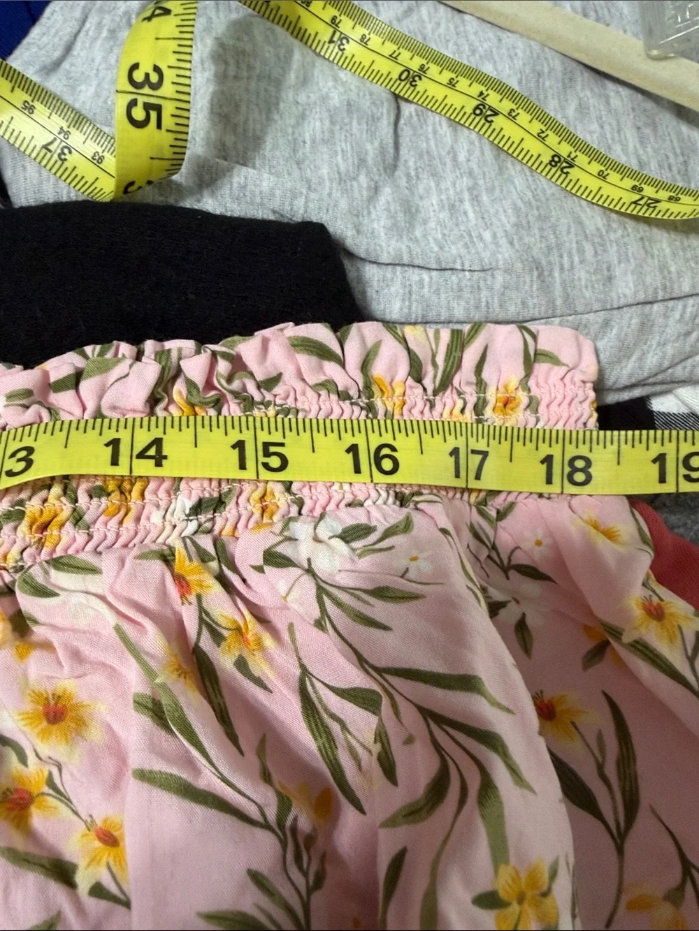 Old Navy Pink Maxi Skirt with Yellow Floral Print - Picture 5 of 7